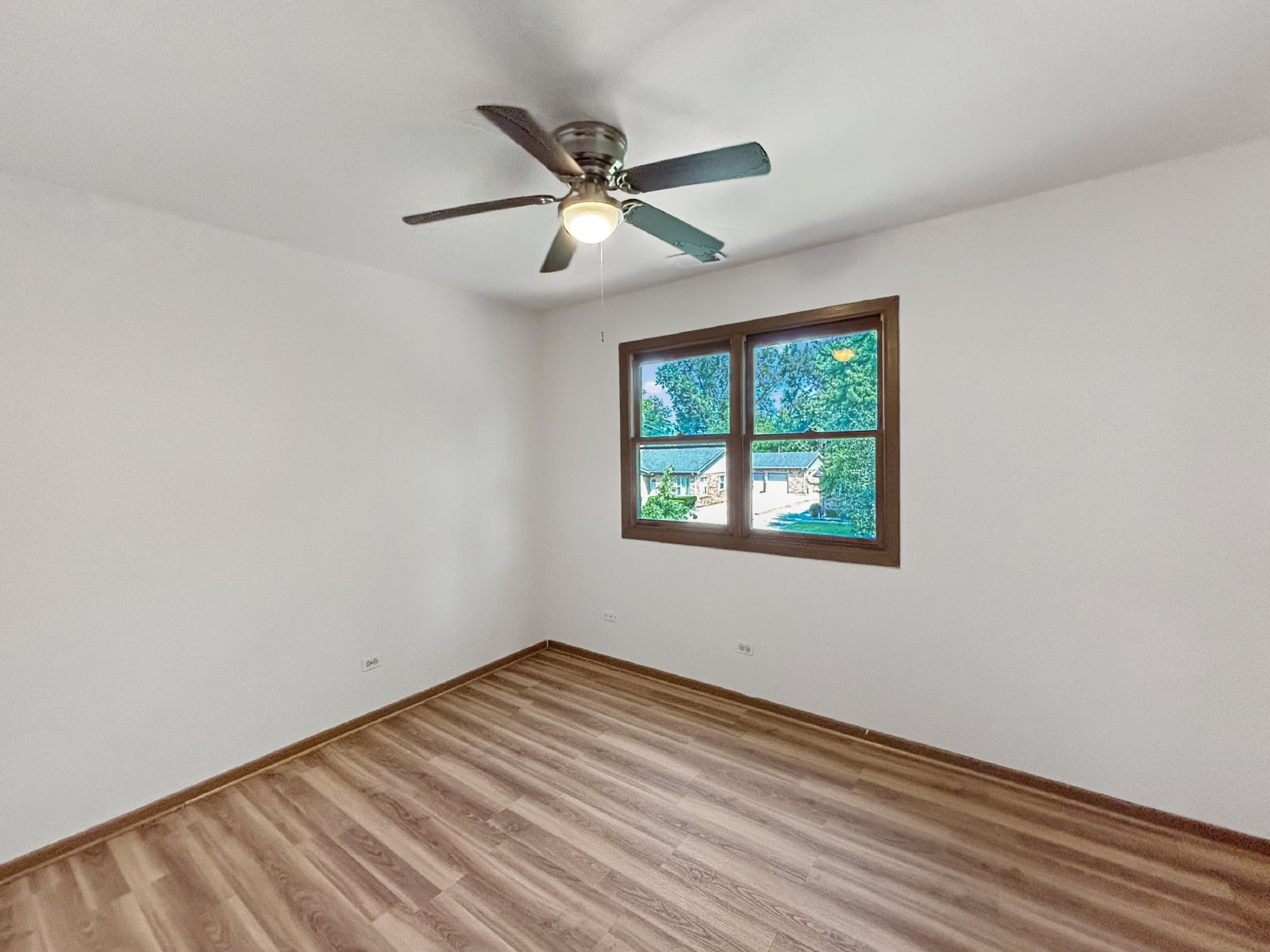 3745 Johns Manville Avenue - 1 property image