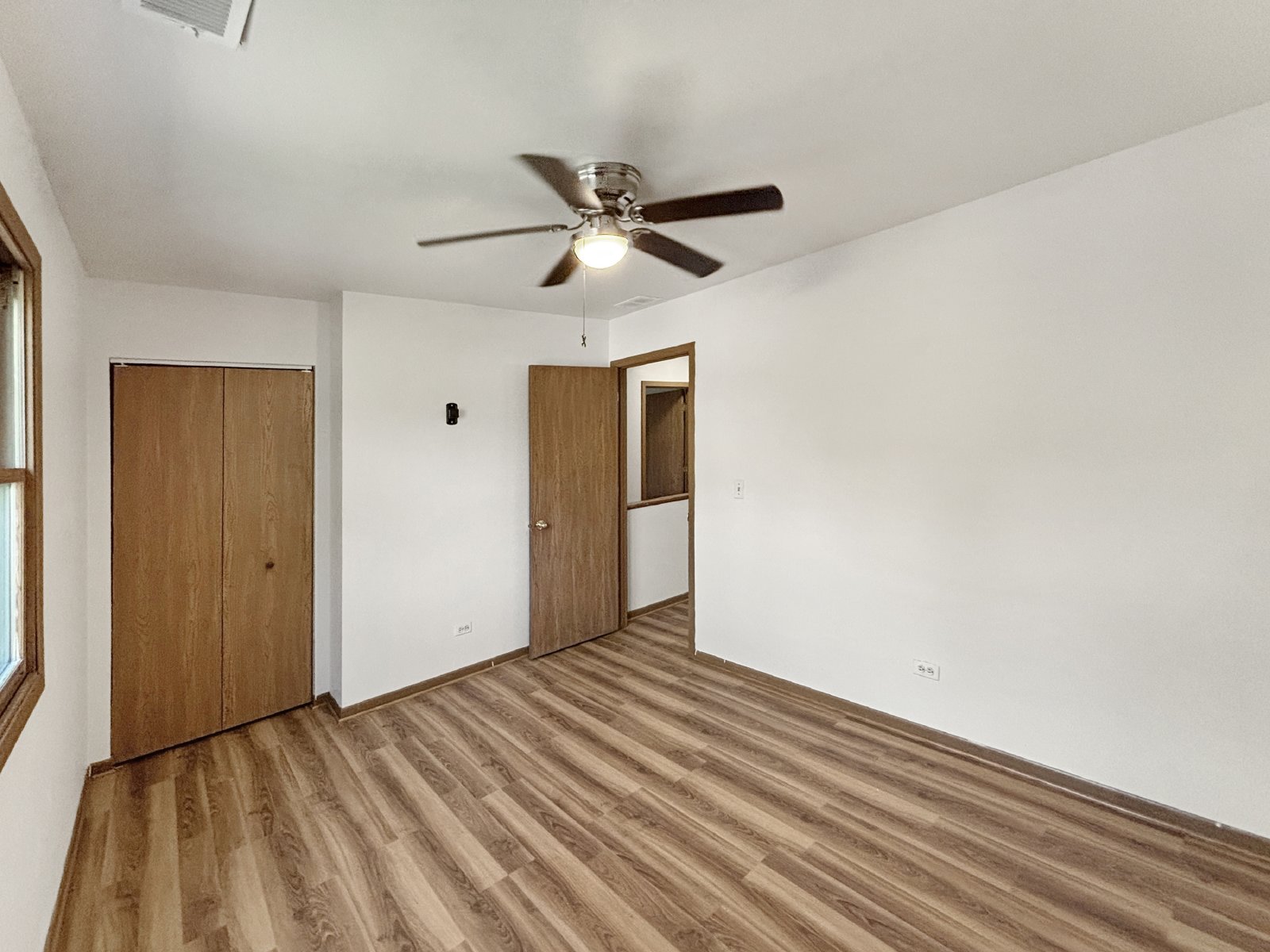 3745 Johns Manville Avenue - 1 property image